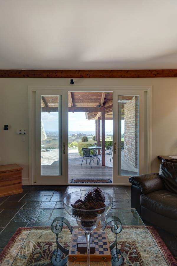 Eagle Ridge Lodge Tauranga Exterior photo